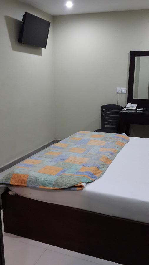 Batam Leon Inn Jodoh Square מראה חיצוני תמונה